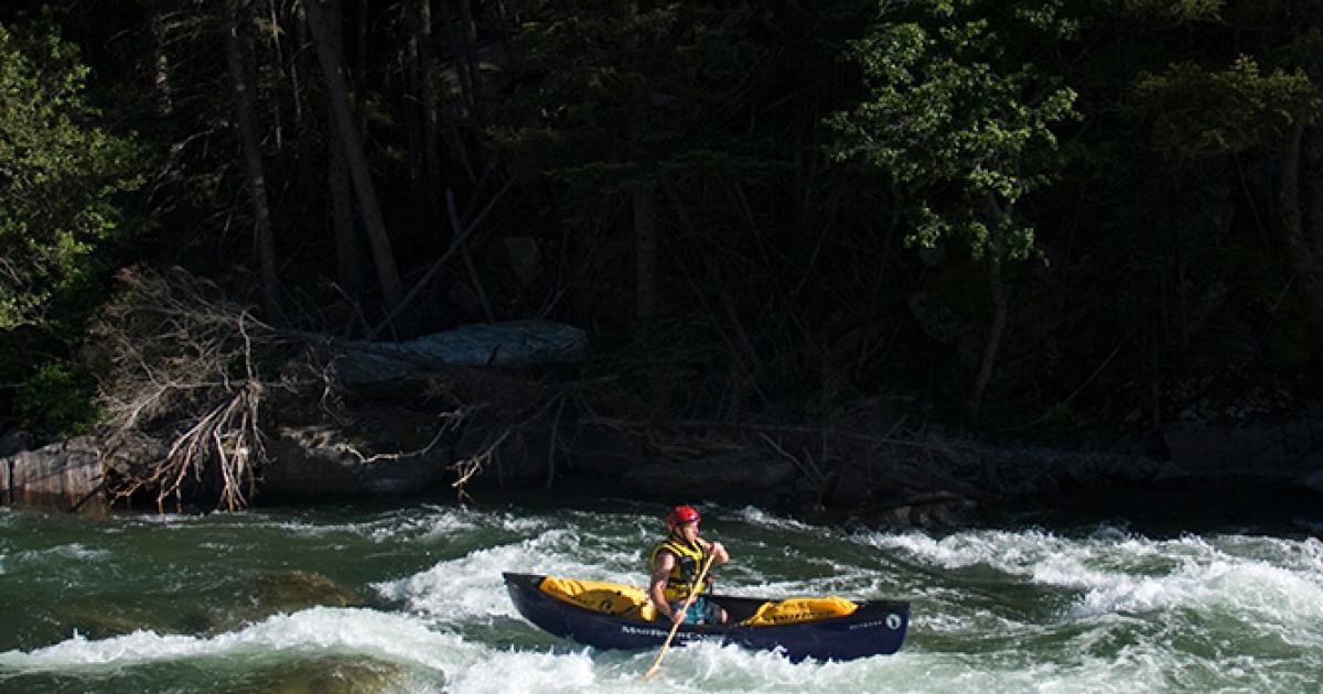 Review Wenonah Canoes Outside Bozeman