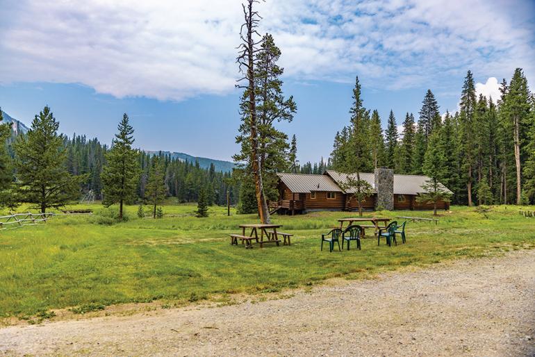 trappers cabin ranch crosscut