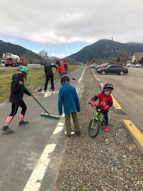 Hwy 89 Bike Path Cleanup