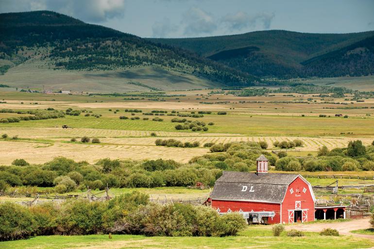 pioneer scenic byway barn farm