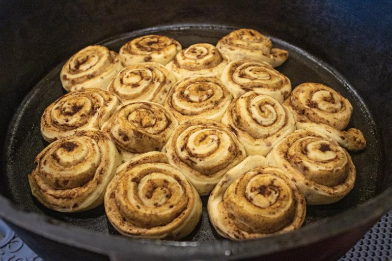 Cinnamon rolls dutch oven