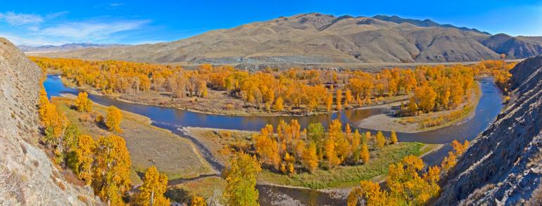 Big Hole river in autumn