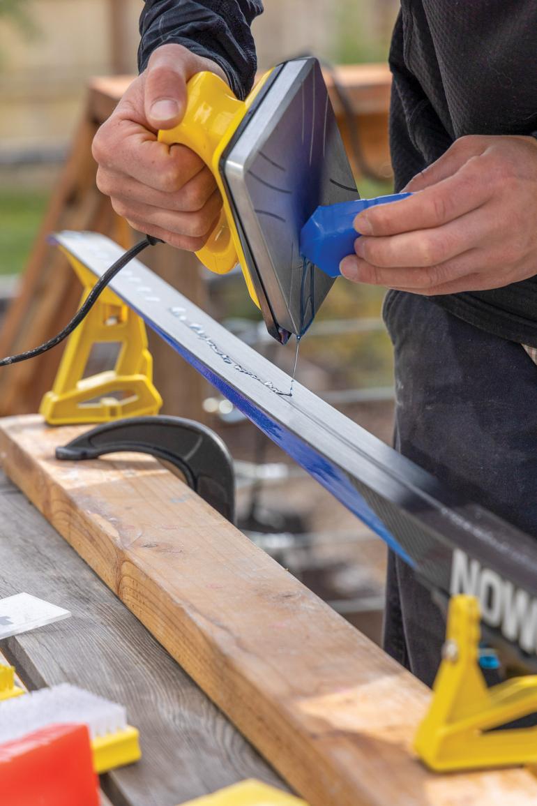 waxing skate ski