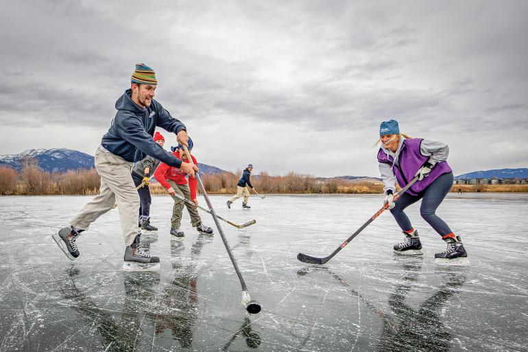 pond hockey