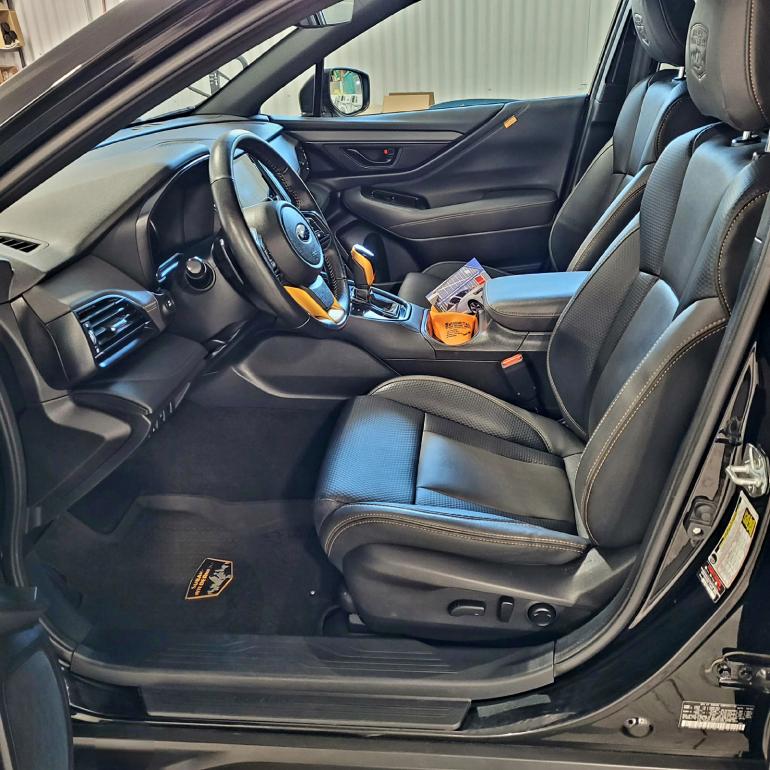 Clean interior after a wash and detailing service by Swissdetail
