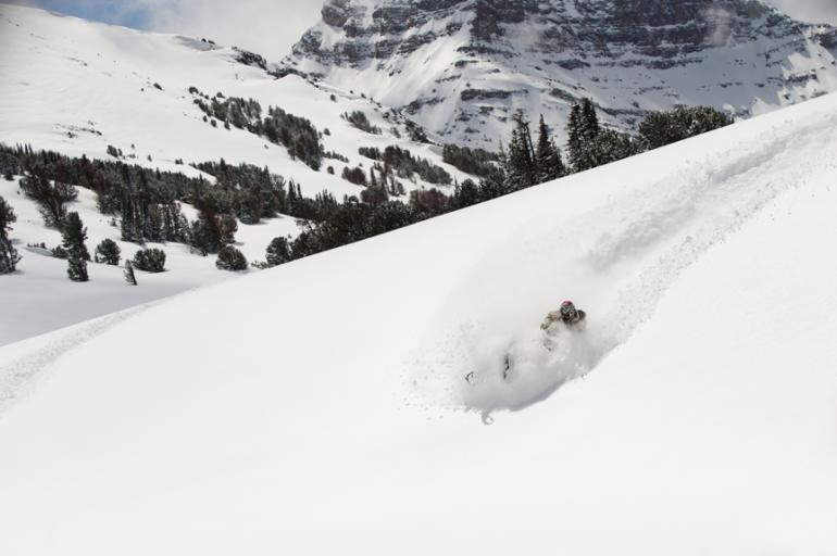 snowmobiling, winter, avalanche 