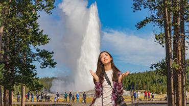 photo mishap yellowstone geyser