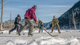pond hockey