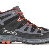 selvatica hiking shoe